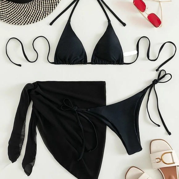 Black three piece bikini set - Picture 3 of 3